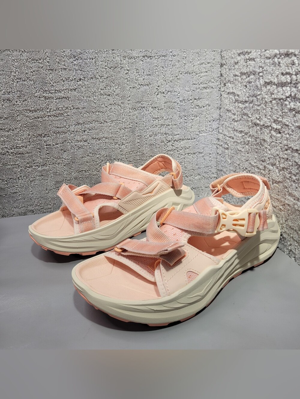 Hoka One One Infini Hike TC Women's Size US 9.5 B Dawn Light / Vanilla Sandals - Picture 14 of 16